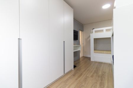 Casa à venda com 400m², 5 quartos e 5 vagasQuarto 