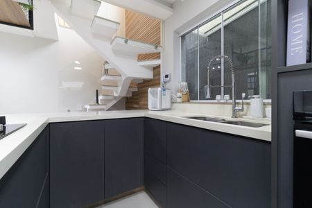 Casa à venda com 400m², 5 quartos e 5 vagasCozinha 