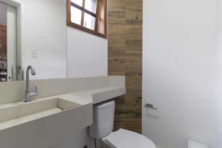 Casa à venda com 400m², 5 quartos e 5 vagasLavabo