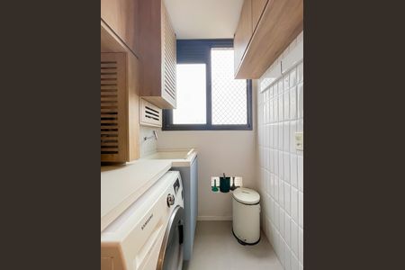 Apartamento à venda com 45m², 2 quartos e 1 vaga Apartamento à venda com 45m², 2 quartos e 1 vagaCozinha e Área de Serviço