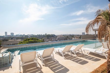 Apartamento à venda com 45m², 2 quartos e 1 vaga Apartamento à venda com 45m², 2 quartos e 1 vagaÁrea comum - Piscina