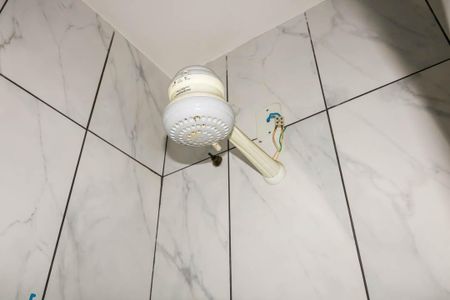 Casa de condomínio para alugar com 103m², 3 quartos e 1 vagaBanheiro do Quarto Suite - 2º Pavimento