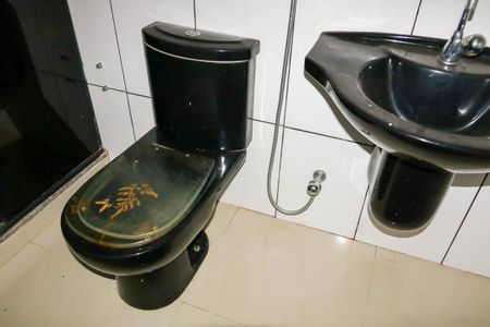 Casa de condomínio para alugar com 103m², 3 quartos e 1 vagaBanheiro - 1º Pavimento