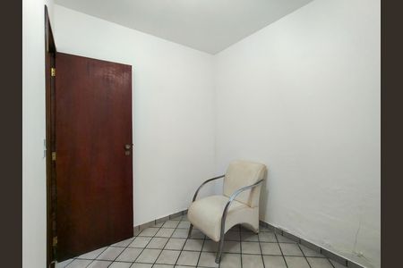Casa à venda com 154m², 4 quartos e sem vaga Casa à venda com 154m², 4 quartos e sem vagaQuarto 2