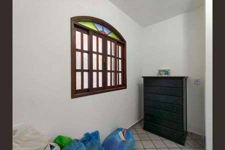 Casa à venda com 154m², 4 quartos e sem vaga Casa à venda com 154m², 4 quartos e sem vagaQuarto 2
