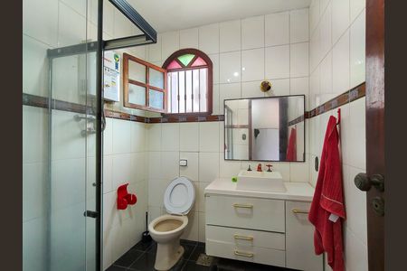 Casa à venda com 154m², 4 quartos e sem vaga Casa à venda com 154m², 4 quartos e sem vagaBanheiro da Suíte