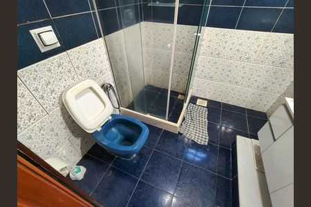 Casa à venda com 154m², 4 quartos e sem vaga Casa à venda com 154m², 4 quartos e sem vagaBanheiro Corredor