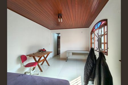 Casa à venda com 154m², 4 quartos e sem vaga Casa à venda com 154m², 4 quartos e sem vagaSuíte