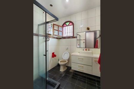 Casa à venda com 154m², 4 quartos e sem vaga Casa à venda com 154m², 4 quartos e sem vagaBanheiro da Suíte