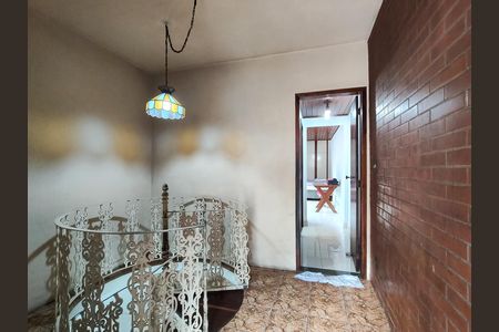 Casa à venda com 154m², 4 quartos e sem vaga Casa à venda com 154m², 4 quartos e sem vagaHall social