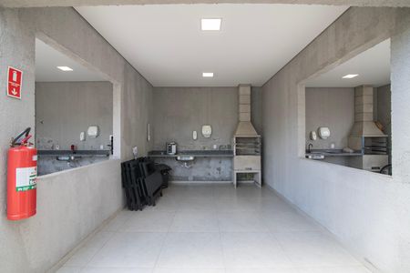 Apartamento para alugar com 60m², 2 quartos e 1 vaga Apartamento para alugar com 60m², 2 quartos e 1 vagaÁrea Comum - Churrasqueira