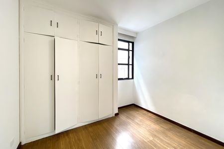 Apartamento para alugar com 100m², 3 quartos e 1 vaga Apartamento para alugar com 100m², 3 quartos e 1 vagaQuarto 2