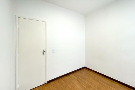 Apartamento para alugar com 100m², 3 quartos e 1 vaga Apartamento para alugar com 100m², 3 quartos e 1 vagaQuarto 3
