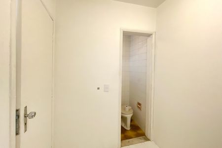 Apartamento para alugar com 100m², 3 quartos e 1 vaga Apartamento para alugar com 100m², 3 quartos e 1 vagaQuarto de Serviço