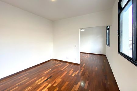 Apartamento para alugar com 100m², 3 quartos e 1 vaga Apartamento para alugar com 100m², 3 quartos e 1 vagaSala