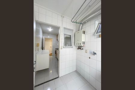 Apartamento para alugar com 65m², 3 quartos e 1 vagaÁrea de Serviço