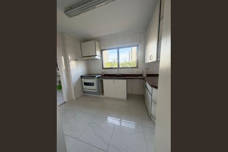 Cozinha de apartamento para alugar com 3 quartos, 168m² em Tatuapé, São Paulo