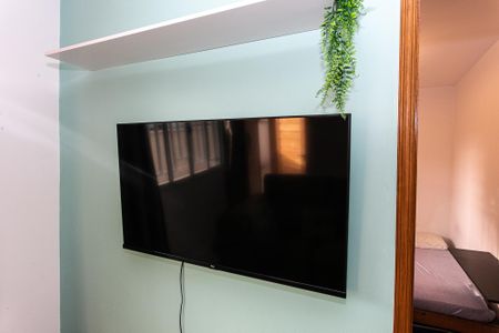 Sala - TV de apartamento para alugar com 2 quartos, 53m² em Vila Talarico, São Paulo