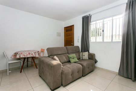 Sala de apartamento para alugar com 2 quartos, 53m² em Vila Talarico, São Paulo