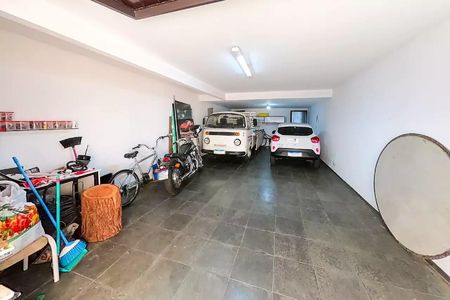 Garagem de casa à venda com 3 quartos, 280m² em Jardim Ocara, Santo André