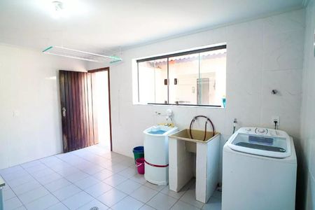 Área de Serviço de casa à venda com 3 quartos, 280m² em Jardim Ocara, Santo André