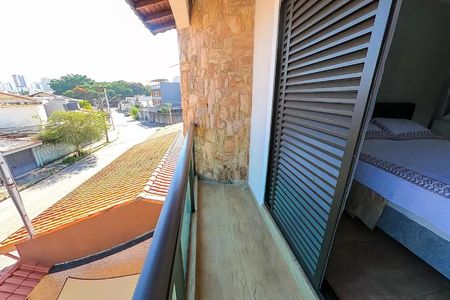 Varanda de casa à venda com 3 quartos, 280m² em Jardim Ocara, Santo André