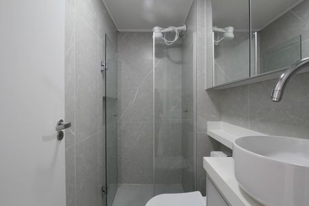 Apartamento à venda com 40m², 2 quartos e 1 vaga Apartamento à venda com 40m², 2 quartos e 1 vagaBanheiro