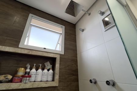 Apartamento à venda com 134m², 3 quartos e 2 vagas Apartamento à venda com 134m², 3 quartos e 2 vagasBanheiro da Suíte 2