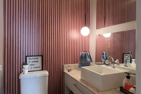 Apartamento à venda com 134m², 3 quartos e 2 vagas Apartamento à venda com 134m², 3 quartos e 2 vagasLavabo
