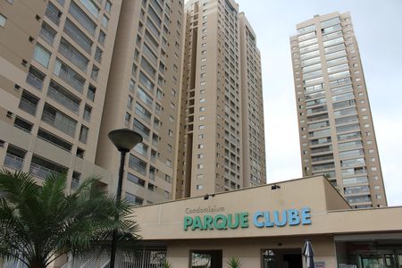 Apartamento à venda com 134m², 3 quartos e 2 vagasFachada e portaria