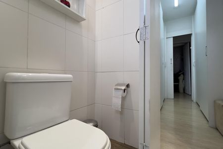 Apartamento à venda com 134m², 3 quartos e 2 vagas Apartamento à venda com 134m², 3 quartos e 2 vagasBanheiro da Suíte 2