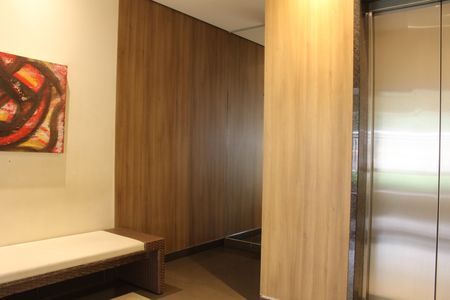 Apartamento à venda com 134m², 3 quartos e 2 vagasHall social
