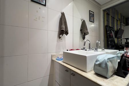 Apartamento à venda com 134m², 3 quartos e 2 vagas Apartamento à venda com 134m², 3 quartos e 2 vagasBanheiro da Suíte 3