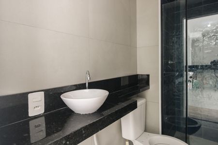 Apartamento para alugar com 34m², 2 quartos e sem vaga Apartamento para alugar com 34m², 2 quartos e sem vagaBanheiro