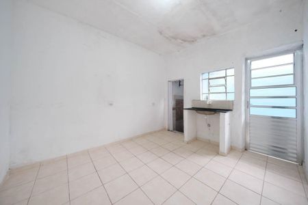 Kitnet de casa para alugar com 1 quarto, 35m² em Cidade Patriarca, São Paulo