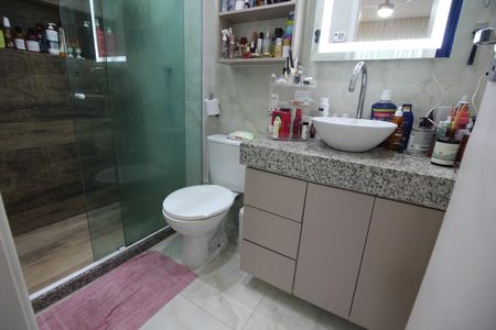 Casa de condomínio à venda com 142m², 3 quartos e 2 vagasQuarto 3 - Suíte