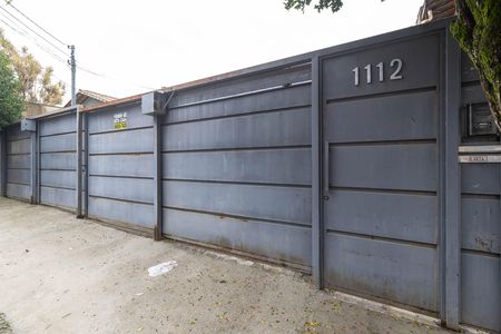 Casa à venda com 87m², 2 quartos e 1 vaga Casa à venda com 87m², 2 quartos e 1 vagaFachada