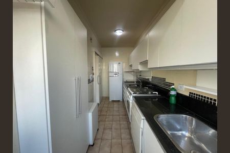 Apartamento à venda com 65m², 2 quartos e sem vaga Apartamento à venda com 65m², 2 quartos e sem vagaCozinha