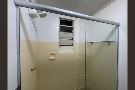 Apartamento à venda com 65m², 2 quartos e sem vaga Apartamento à venda com 65m², 2 quartos e sem vagaBanheiro social
