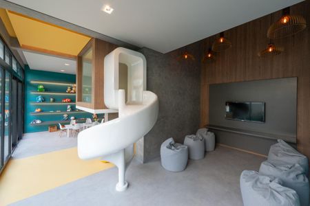 Apartamento à venda com 115m², 2 quartos e 2 vagas Apartamento à venda com 115m², 2 quartos e 2 vagasBrinquedoteca