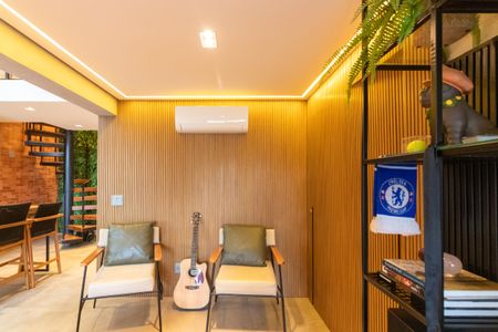Apartamento à venda com 115m², 2 quartos e 2 vagas Apartamento à venda com 115m², 2 quartos e 2 vagasSala de TV