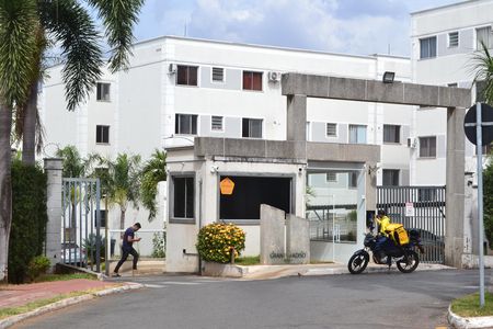Apartamento para alugar com 48m², 2 quartos e 1 vagaFachada do Prédio