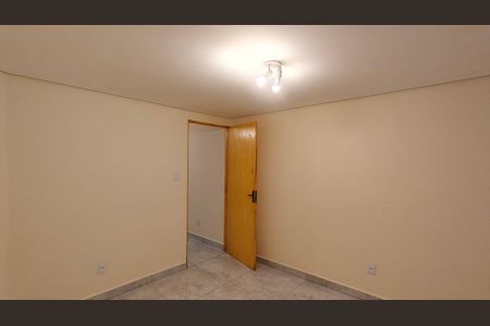 Casa para alugar com 1 quarto, 26m² em Vila Bancaria Munhoz, São Paulo