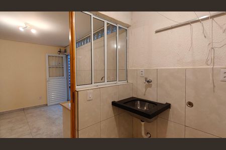 Casa para alugar com 26m², 1 quarto e sem vaga
