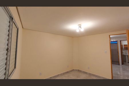 Casa para alugar com 1 quarto, 26m² em Vila Bancaria Munhoz, São Paulo