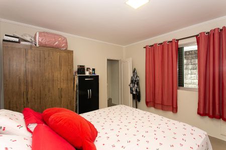 Casa à venda com 185m², 2 quartos e 2 vagasSuíte