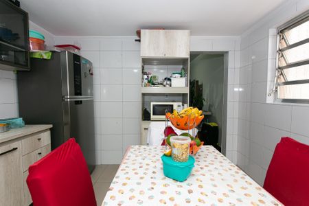 Casa à venda com 185m², 2 quartos e 2 vagasCozinha