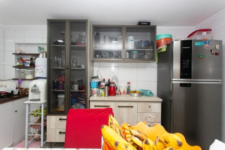Casa à venda com 185m², 2 quartos e 2 vagasCozinha