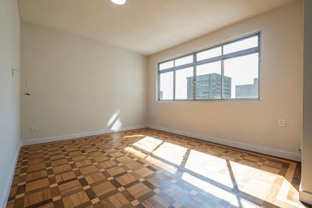 Apartamento à venda com 103m², 2 quartos e sem vaga Apartamento à venda com 103m², 2 quartos e sem vagaSala/Cozinha
