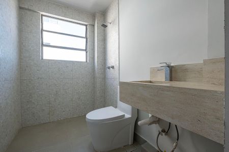 Apartamento à venda com 103m², 2 quartos e sem vaga Apartamento à venda com 103m², 2 quartos e sem vagaBanheiro